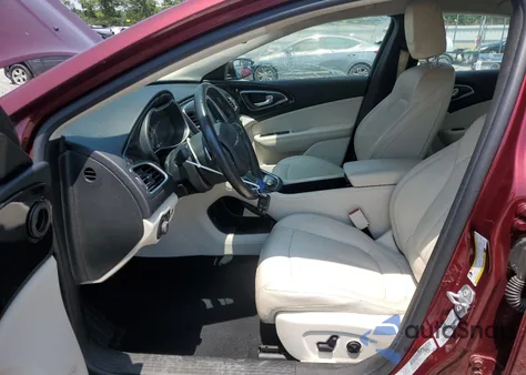 2015 Chrysler 200 C z USA, uszkodzony, nr VIN 1C3CCCCG6FN728016